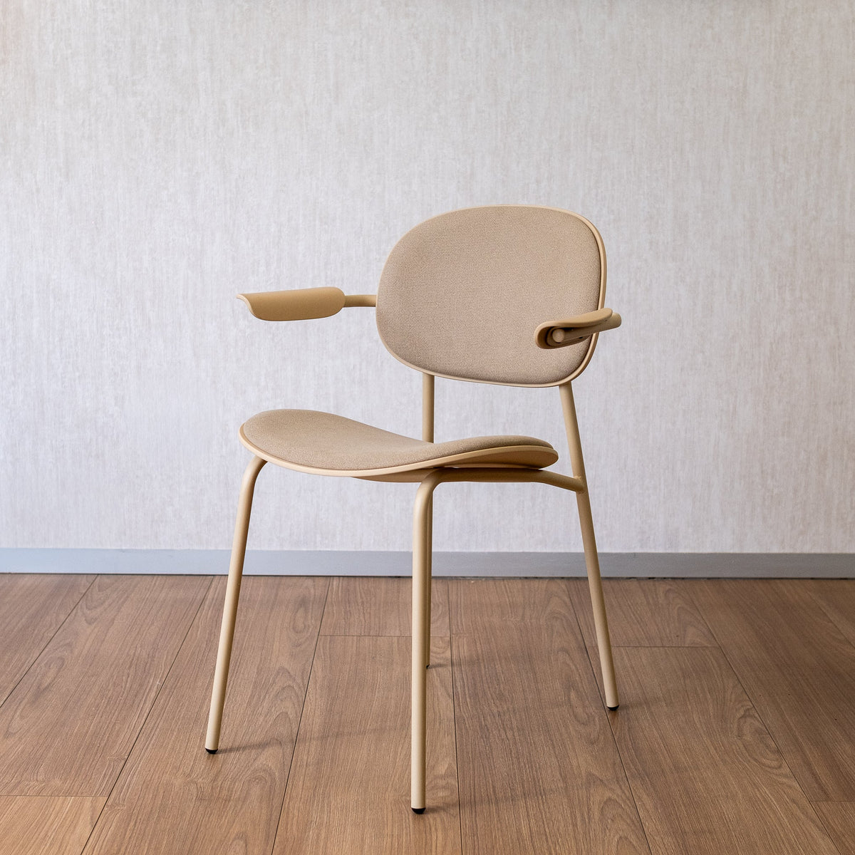 SILLA NEBBIA CON BRAZO